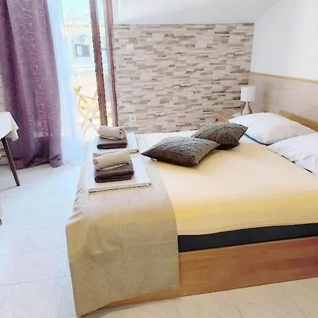 Bed & Breakfast And Palma Medulin